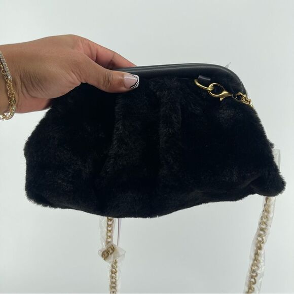 Jill & Ally Women’s Black Faux Fur Convertible Clutch Crossbody Bag One Size - Picture 13 of 16